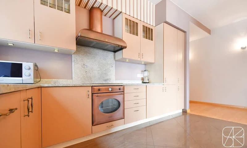 Charmant appartement 2.5 pièces avec balcon à Zürich 8006 (5)