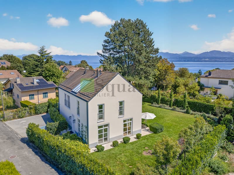 Magnifique villa individuelle de 7 pièces avec jardin (1)
