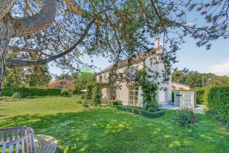 Magnifique villa individuelle de 7 pièces avec jardin (2)