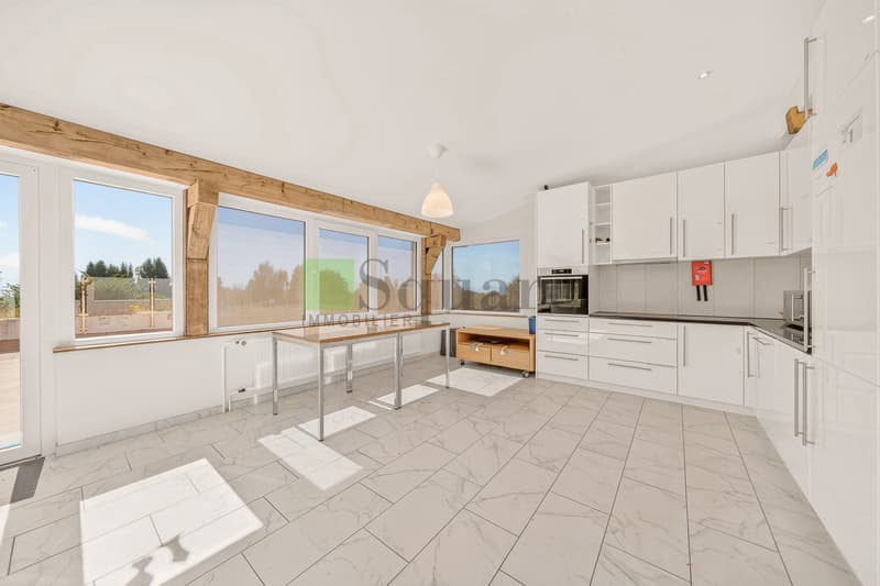 Maison locative de 12 pièces (12)