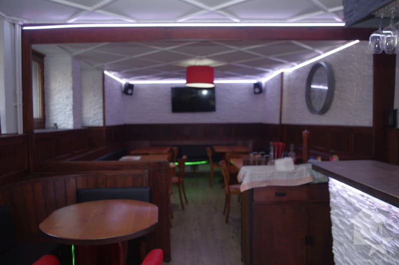 Orsières, caffè ristorante situato nel centro! (3)