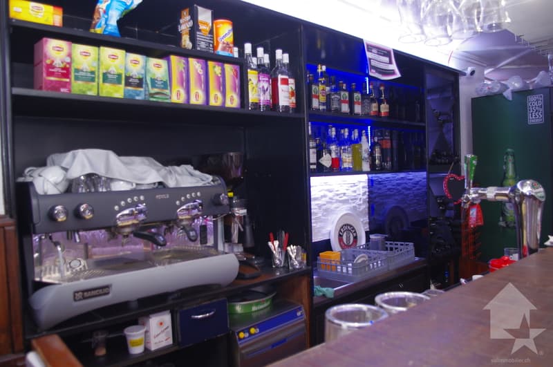 Orsières, caffè ristorante situato nel centro! (10)