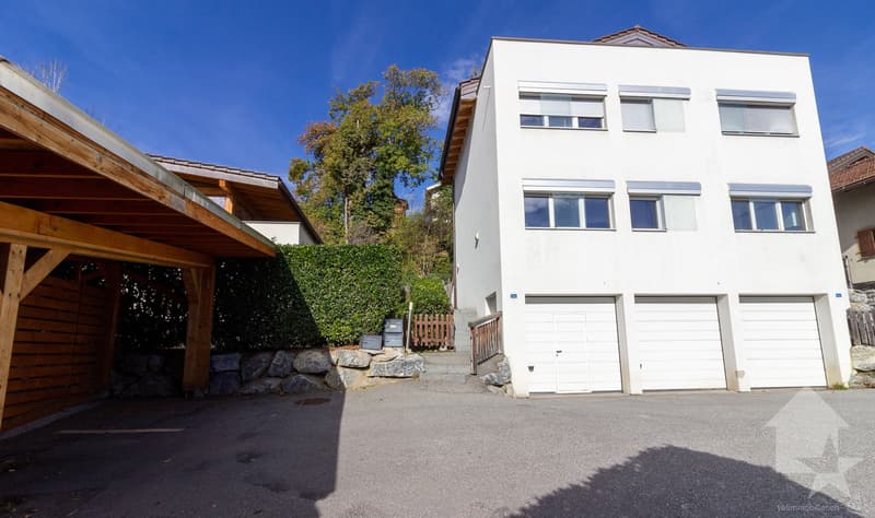 Rental building with 2 duplex apartments (5)