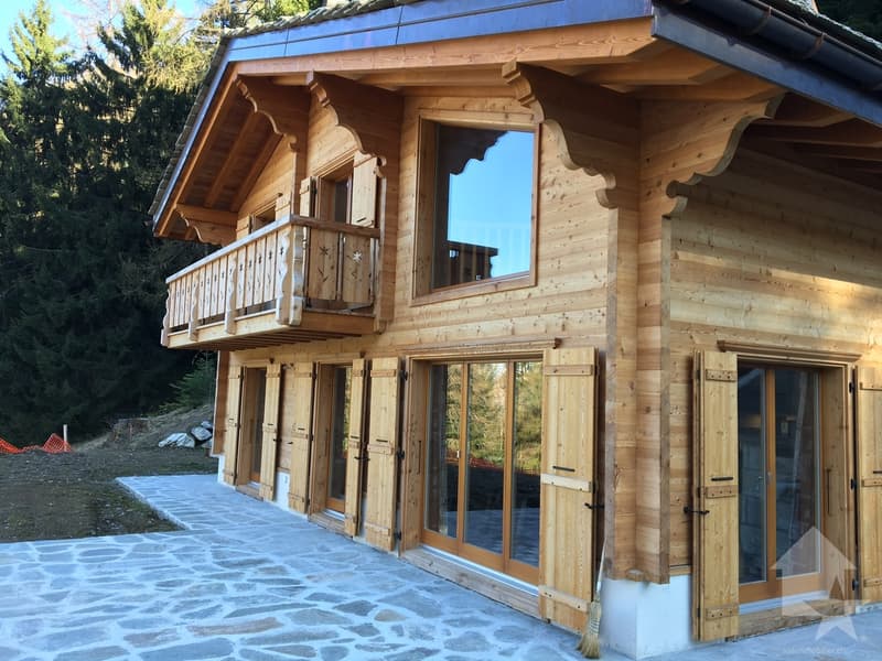 Chalet with 5.5 rooms on the plan, quiet, sunny, beautiful view (4)