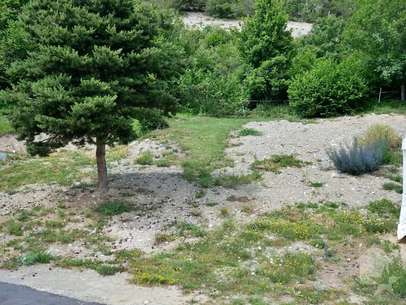Beautiful plot of 589 m2 with breathtaking views of the Valais Alps (1)