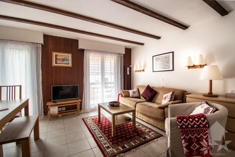 Torgon, renovated 3.5-room duplex in the "La Serve" building (5)