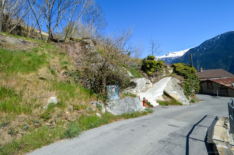 Magnifico terreno edificabile per case unifamiliari (5)