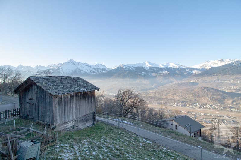 Valaisan chalet with 4.5 rooms, just a stone's throw from the Piste de l'Ours (9)