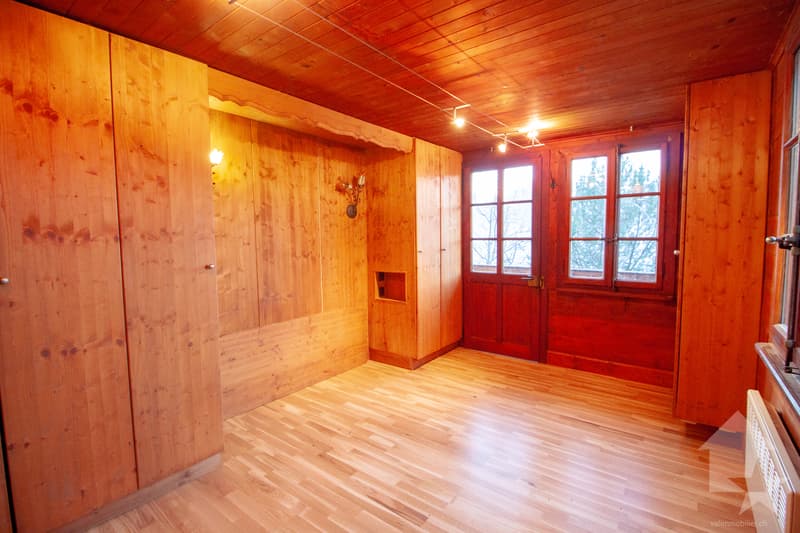 Valaisan chalet with 4.5 rooms, just a stone's throw from the Piste de l'Ours (8)