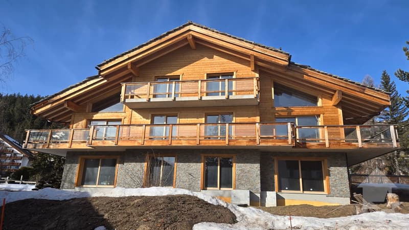Magnifico duplex di 4,5 locali di alta qualità nel centro di Crans (6)