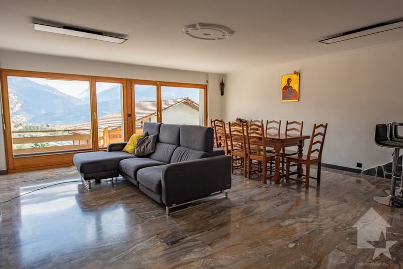 Villa a schiera spaziosa, bella vista, soleggiata e tranquilla (12)
