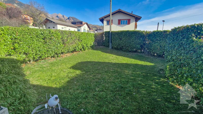 Villa a schiera spaziosa, bella vista, soleggiata e tranquilla (7)