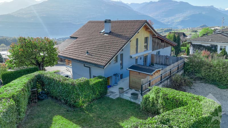 Villa a schiera spaziosa, bella vista, soleggiata e tranquilla (6)
