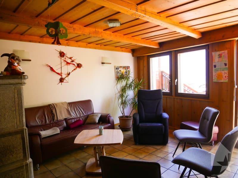 Grande maison familiale avec énormément de potentiel à La Rosière (8)