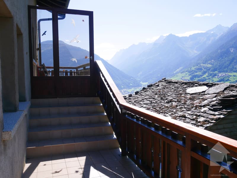 Grande maison familiale avec énormément de potentiel à La Rosière (5)
