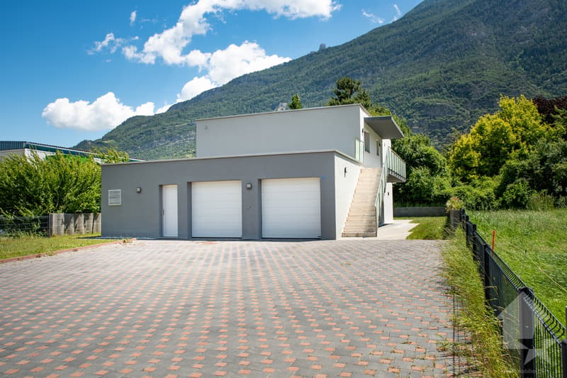Beautiful villa composed of 2 independent apartments (2)