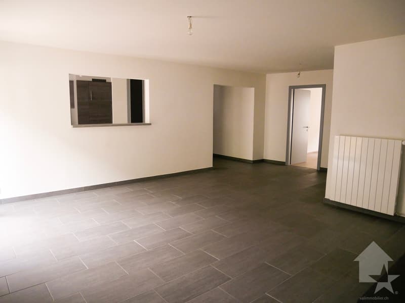 Spacieuse maison / appt villageois à moins de 15 minutes de La Fouly (11)