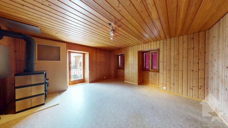 Casa di villaggio da ristrutturare completamente (7)