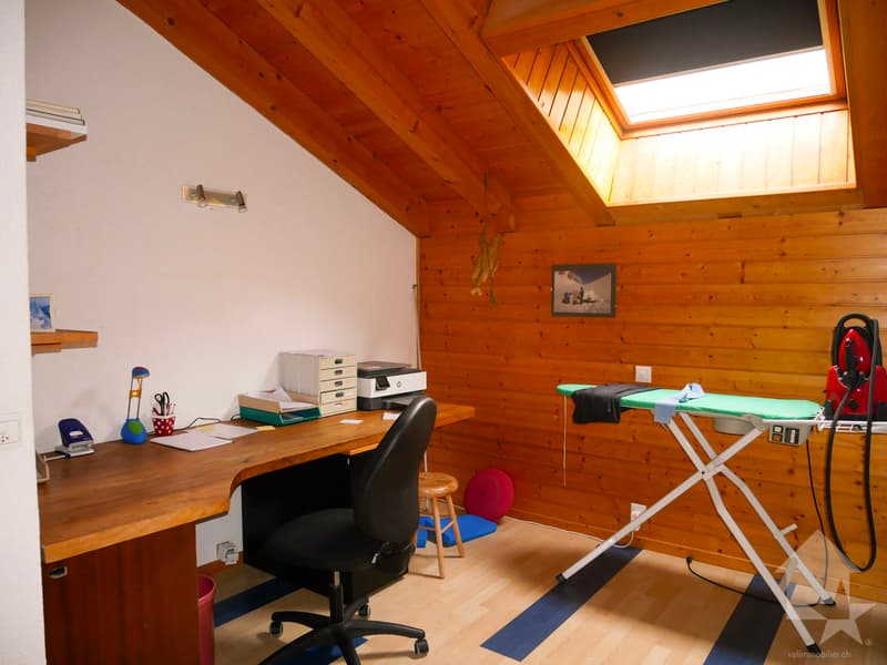 Coin bureau