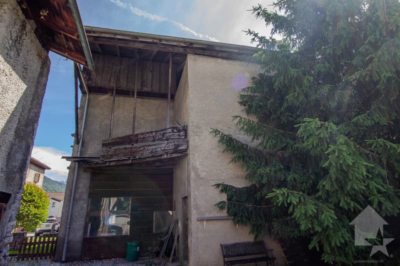 Beautiful barn of 605 m3 to be fully renovated (4)