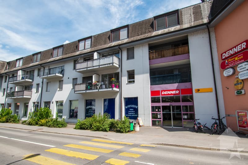 Vouvry, commercial property in the village center (2)