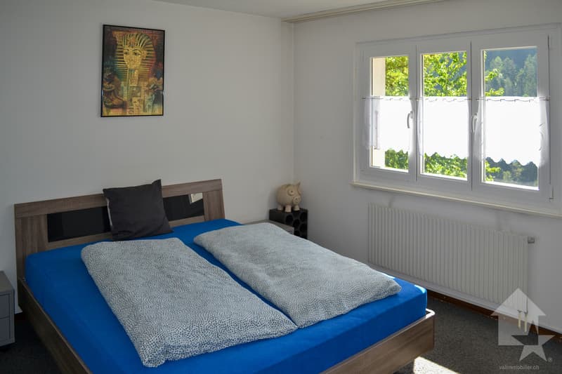 Appartement de 3,5 pièces de 80 m2 sur 2 étages, vue sur les alpes (8)