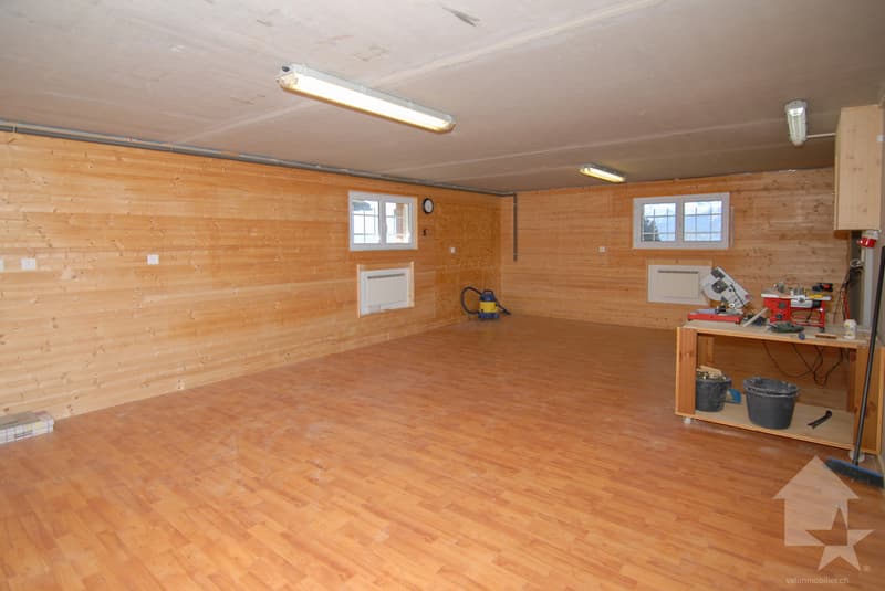 Chalet de 6.5 pièces jouissant d'une magnifique vue panoramique (12)