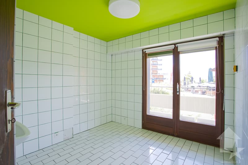 Grand appartement traversant de 5.5 pièces à rénover, 140 m2, terrasse (10)