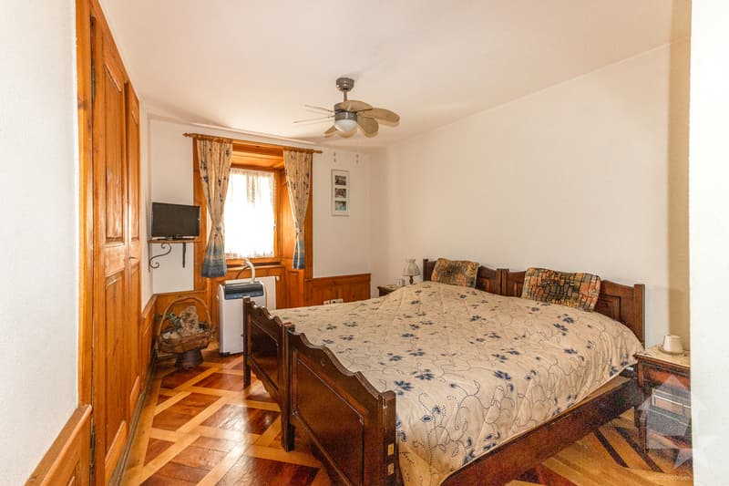 4-room apartment in a historic building in the old town (11)