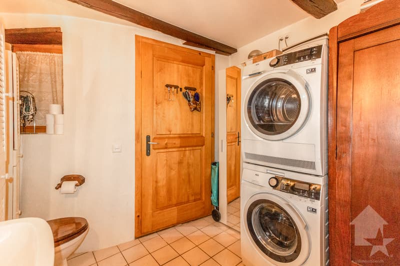 4-room apartment in a historic building in the old town (13)