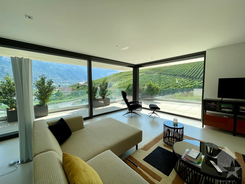 Appartamento contemporaneo con vista panoramica sulle alture di Sierre (4)
