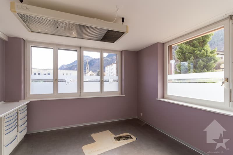 Studio di 4.5 locali, 115 m2 luminoso da trasformare in appartamento (10)
