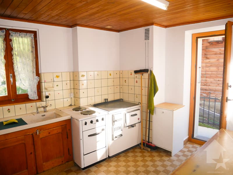 4,5 locali, da ristrutturare in una casa di villaggio a Chandonne (3)