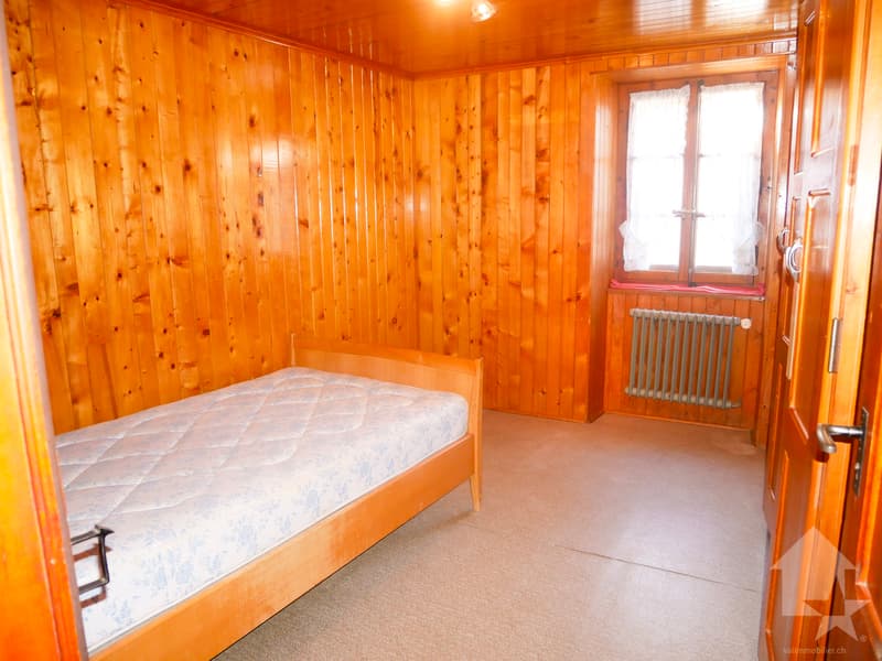 4,5 locali, da ristrutturare in una casa di villaggio a Chandonne (8)