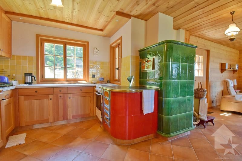 Beautiful mountain chalet in a quiet and spacious location (7)