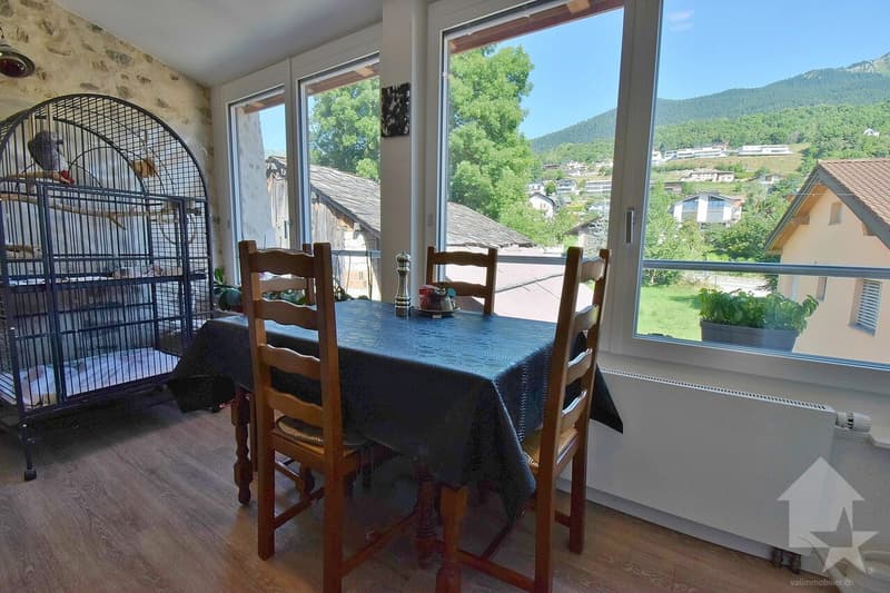 Immeuble de 3 ou 4 appartements avec une grange et un garage inclus ! (3)