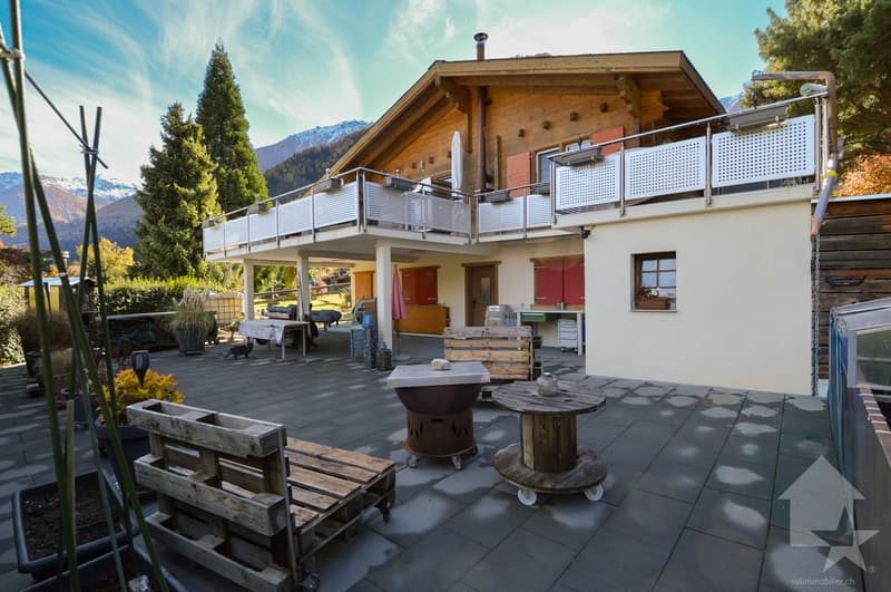 Casa bifamiliare con charme e paradiso naturale a portata di mano (11)