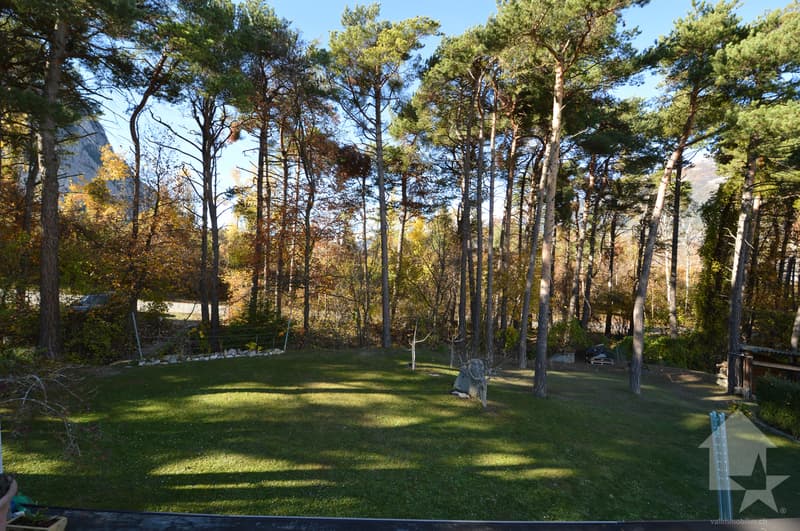 Casa bifamiliare con charme e paradiso naturale a portata di mano (4)