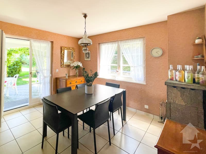 Beautiful family villa with panoramic view (10)