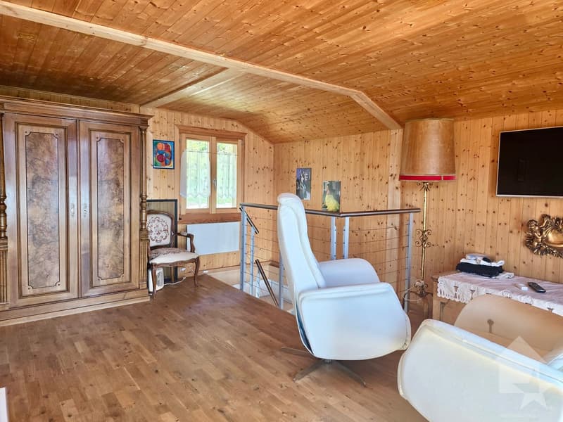 Magnificent chalet located in a residential area of Blignou (6)