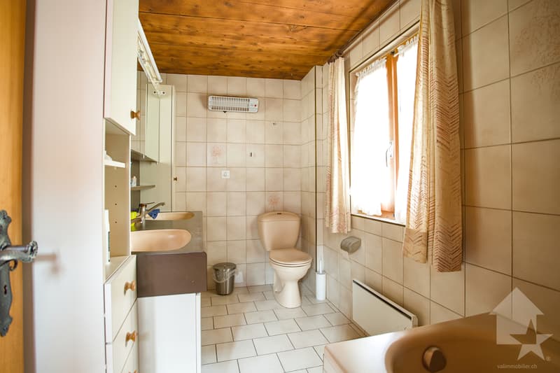 Chalet de 5.5 pièces avec cachet, 180 m2, situation ensoleillée (10)