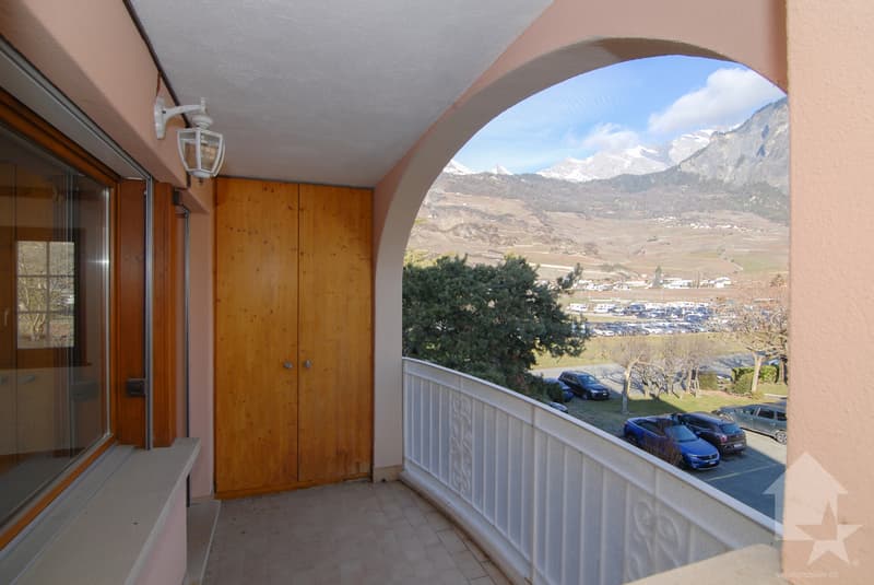 Spacieux appartement en duplex aux Bains de Saillon (10)