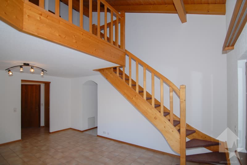 Spacieux appartement en duplex aux Bains de Saillon (8)