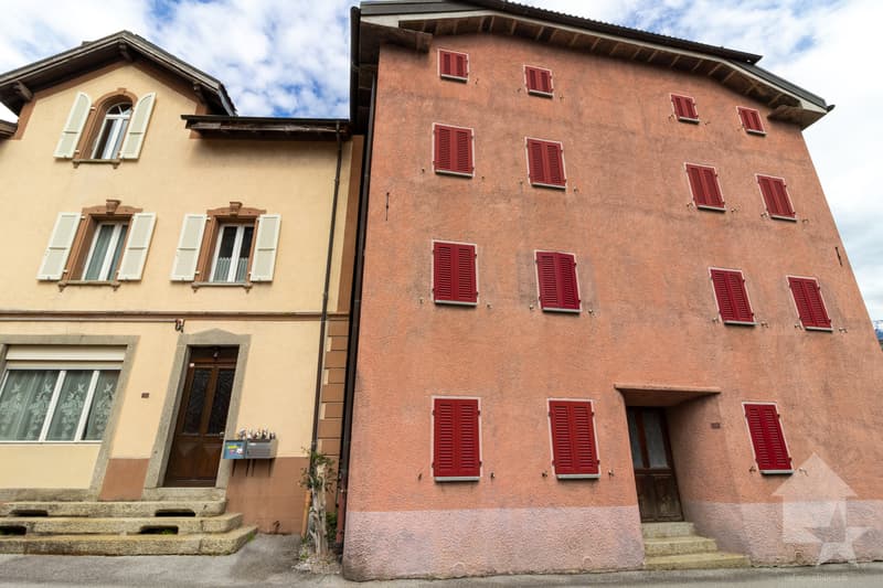 Village house and barn to be completely renovated (7)