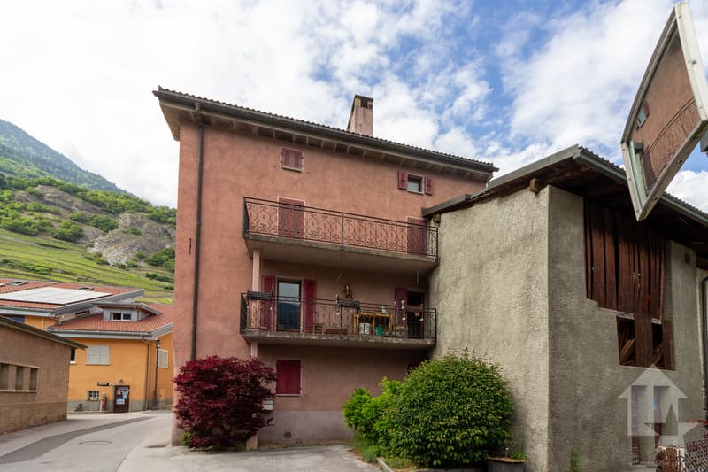 Village house and barn to be completely renovated (4)