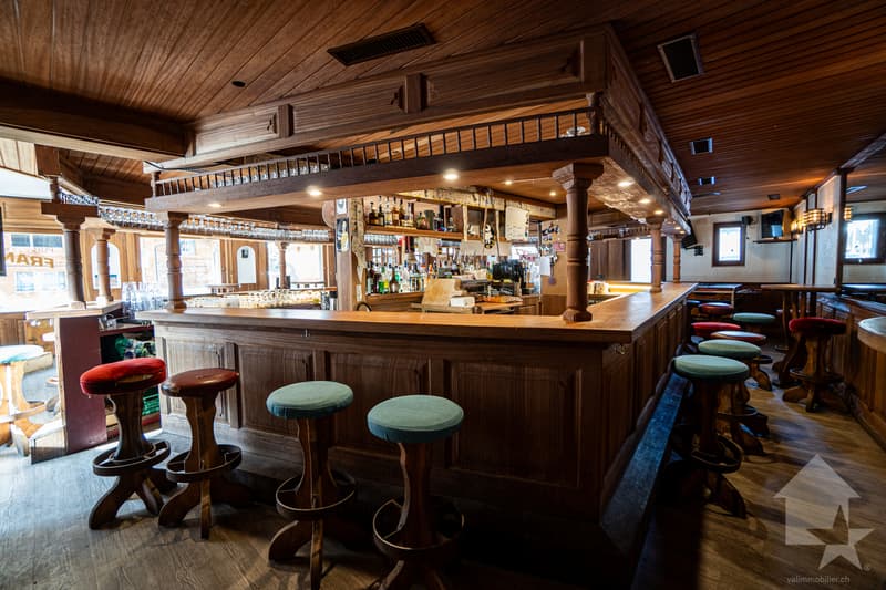 Exceptionnel : bistrot avec duplex 5.5 pièces et studio indépendant (10)