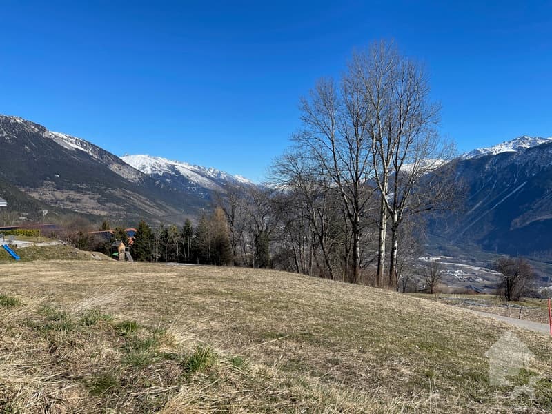 Building plot with gentle slope, quiet and with panoramic view (6)