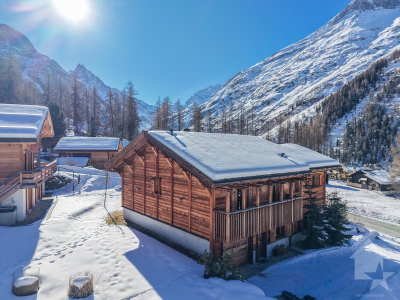 Au coeur du Val d'Anniviers, magnifique chalet de haut standing (3)