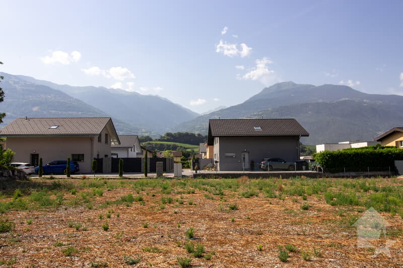 Maison contiguë moderne de 5.5 pièces dans un environnement calme (10)