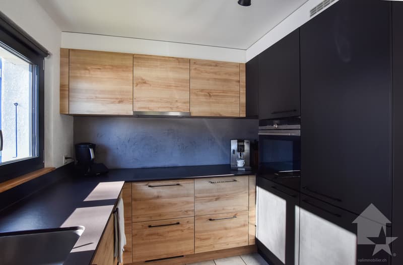 Magnifique chalet de 5.5 pièces (5)